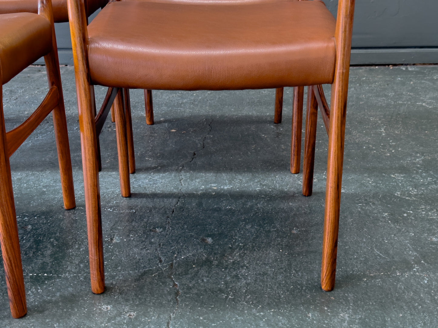 Set of 6 Rosewood and Tan Leather Dining Chairs