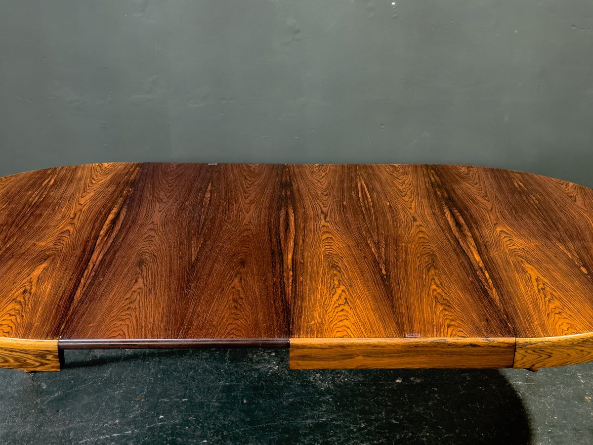 Round Rosewood Extending Dining Table