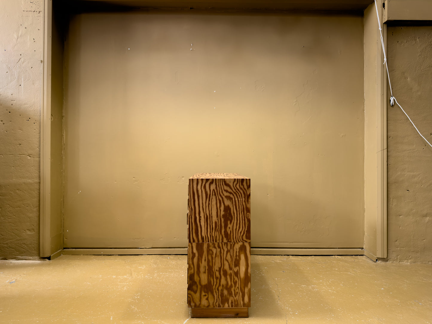 Pine chest of drawers