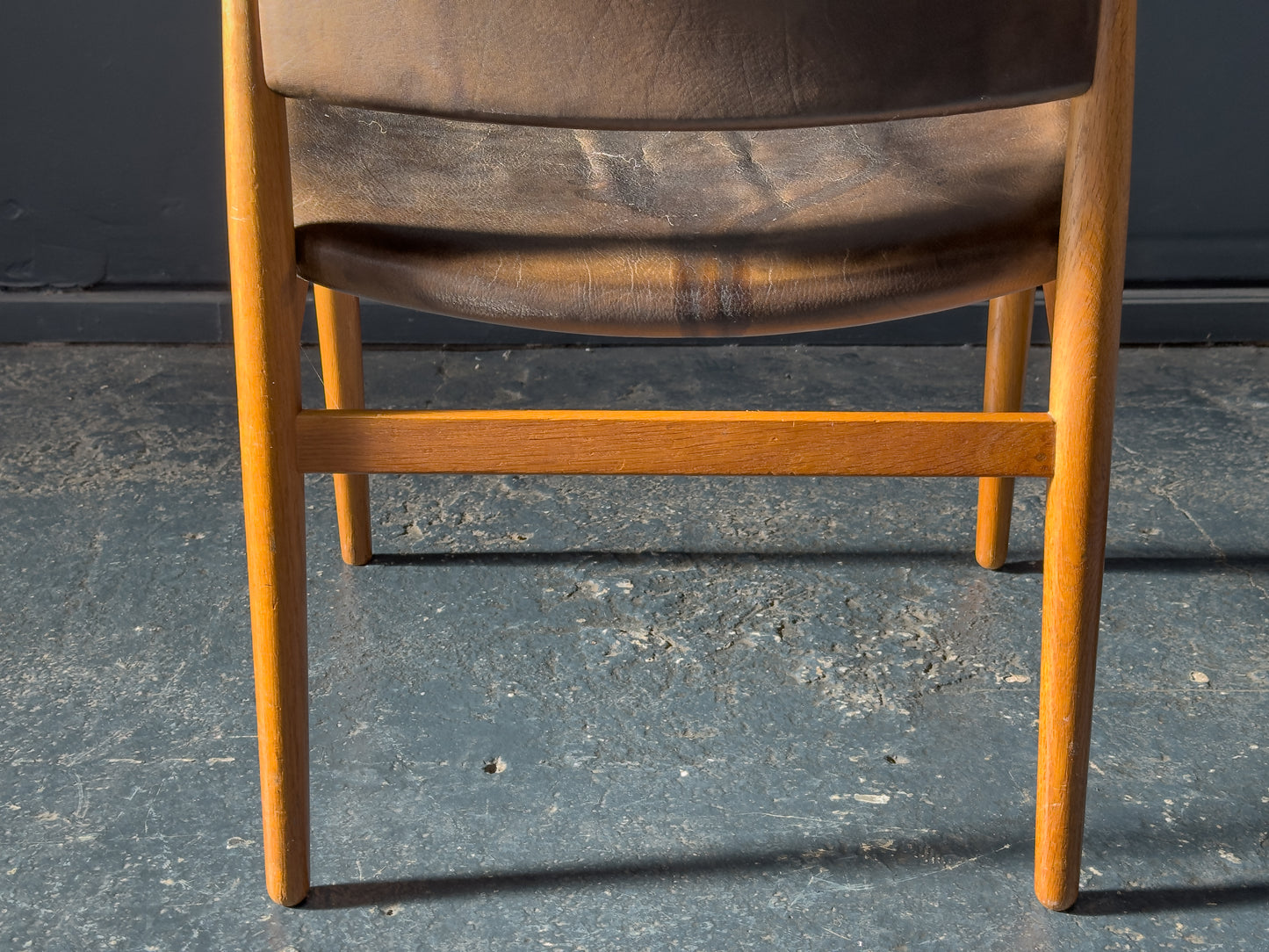 Ejnar Larsen & Aksel Bender Madsen Model 4205 Chair