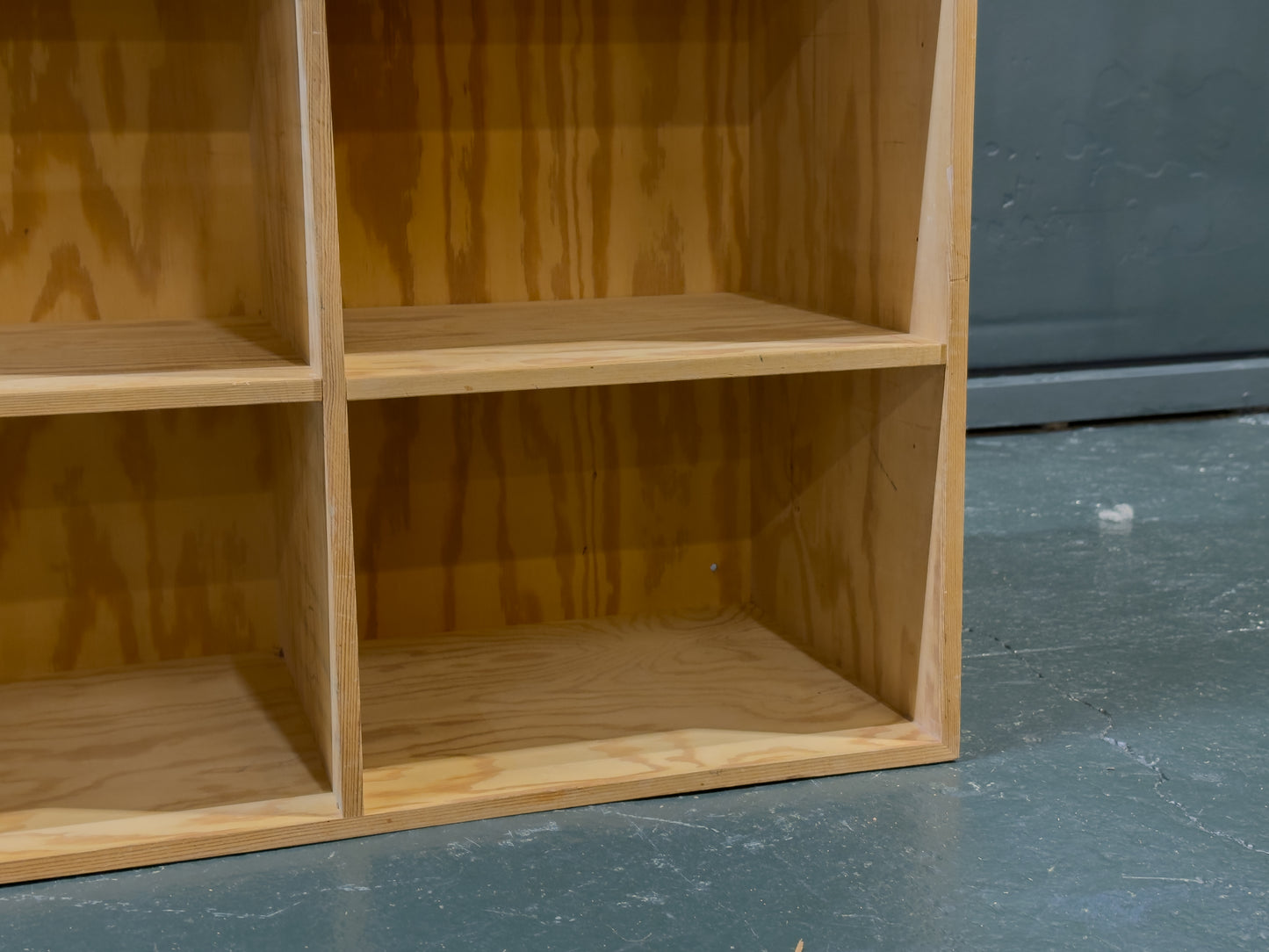 Pine Storage Unit 70 x 70 x 33 cm