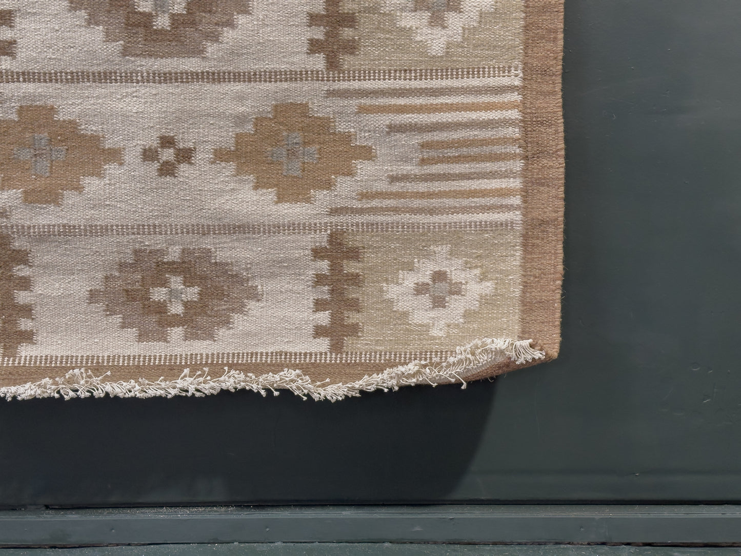 Beige Flat Weave Rug
