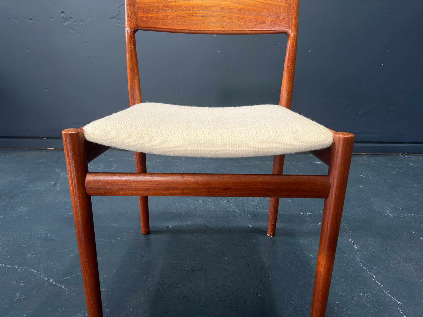 Johannes Nørgaard Set of 6 Dining Chairs