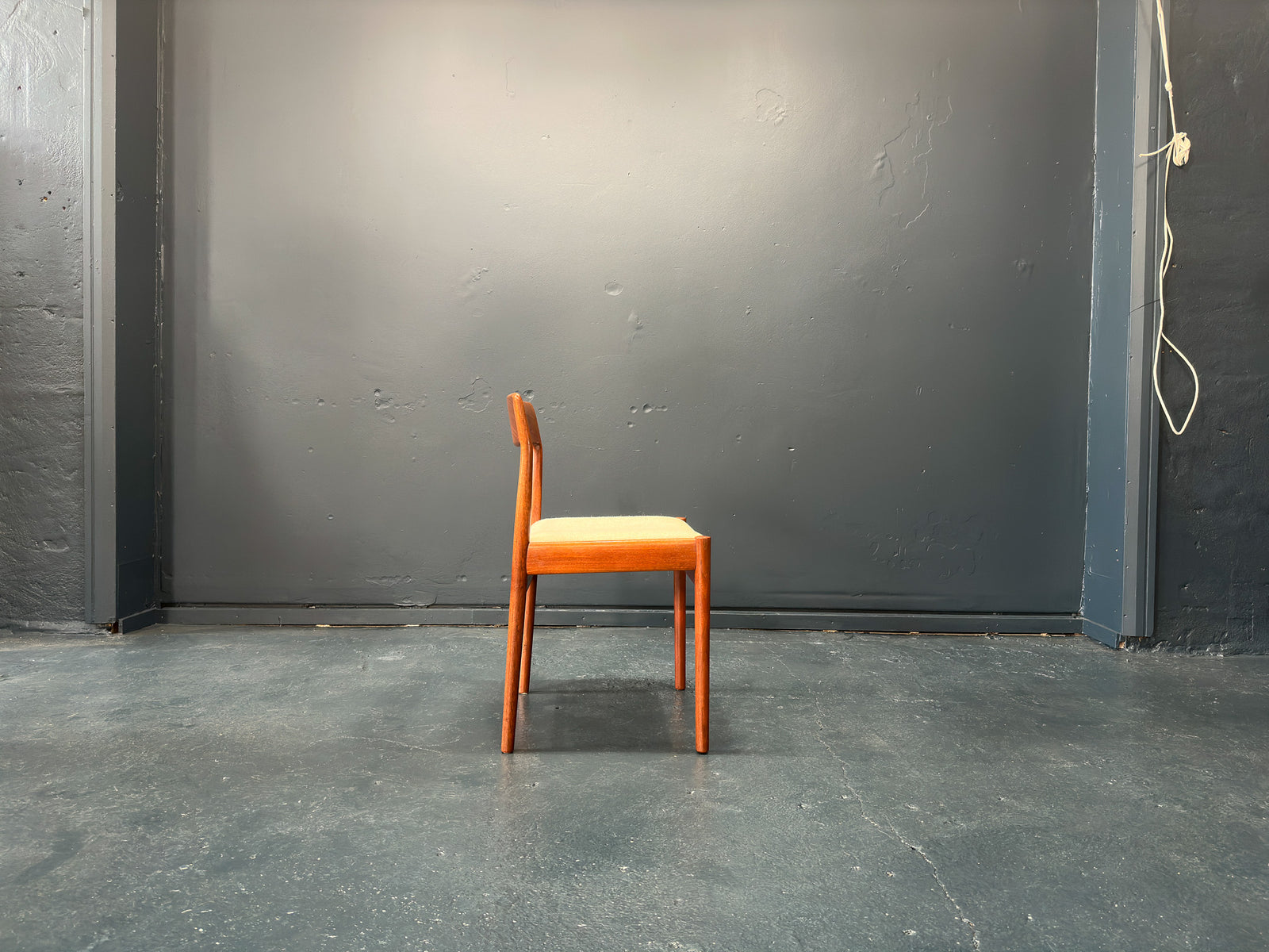 Johannes Nørgaard Set of 6 Dining Chairs