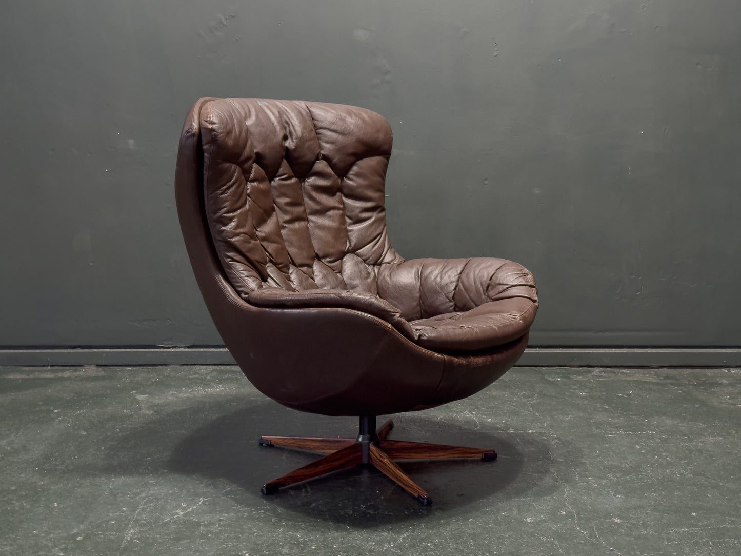 Henry Walter Klein Brown Leather and Rosewood Swivel Chair