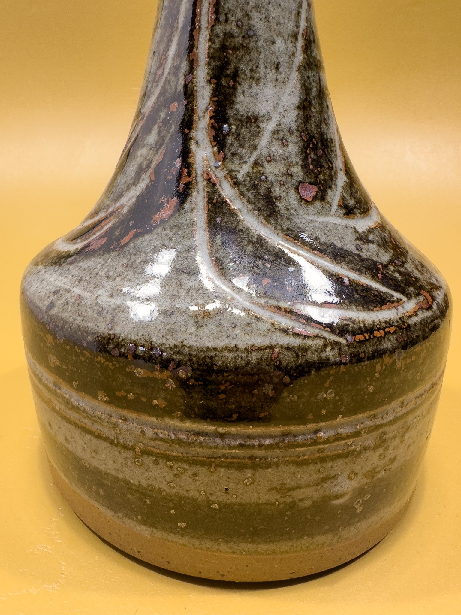 Ceramic table lamps