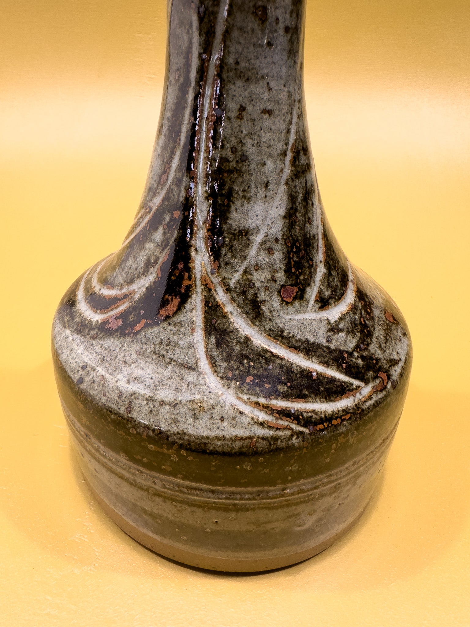 Ceramic table lamps