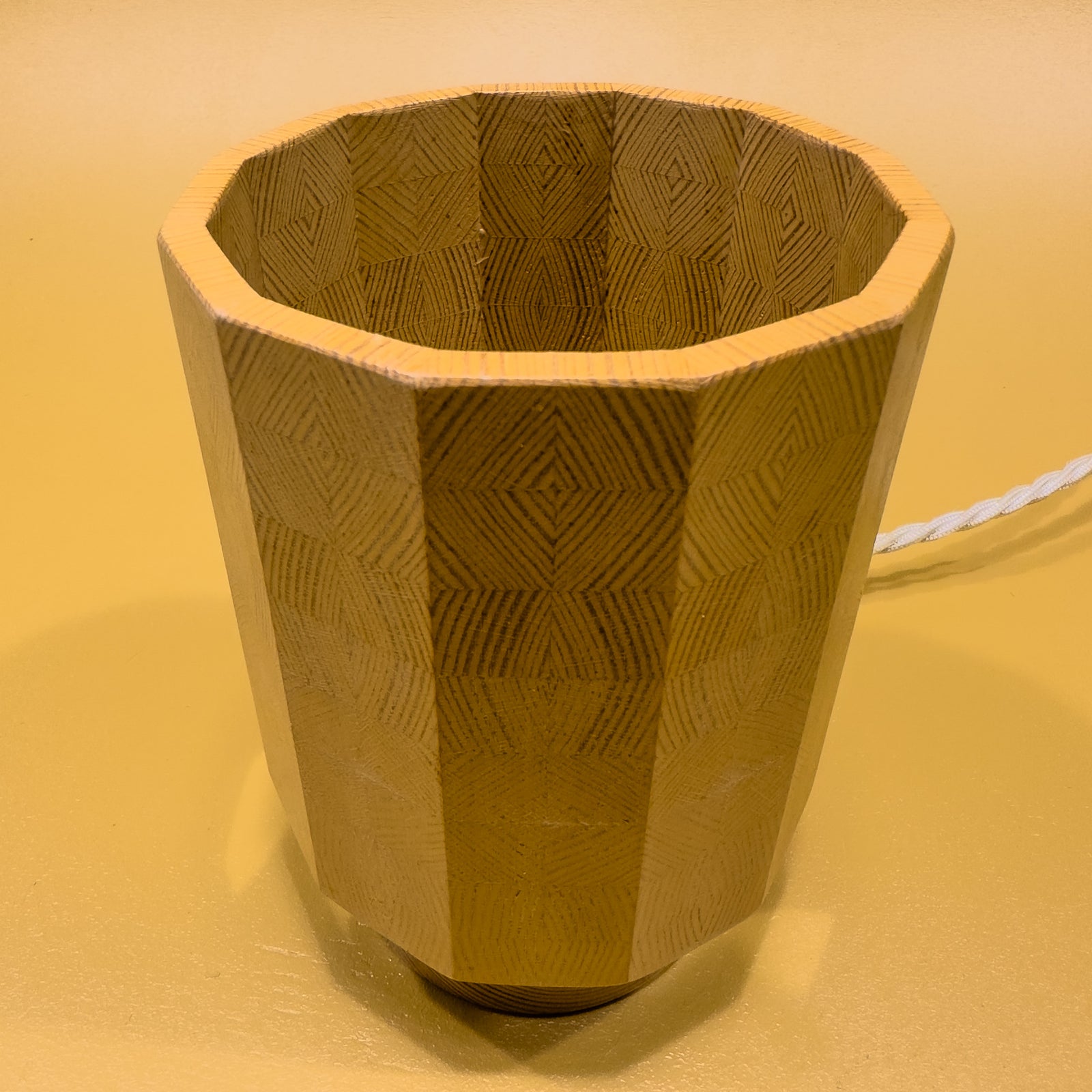 Small End Grain Table Light