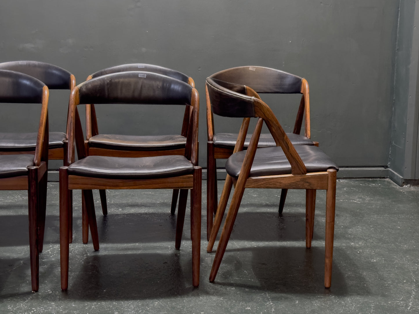 Set of 6 Leather and Rosewood Model 31 Chairs by Kai Kristiansen