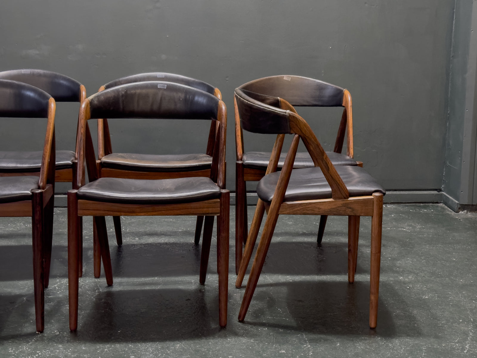 Set of 6 Leather and Rosewood Model 31 Chairs by Kai Kristiansen