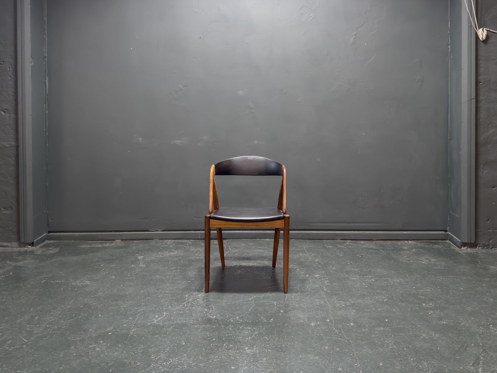 Leather and Rosewood Model 31 Chair by Kai Kristiansen