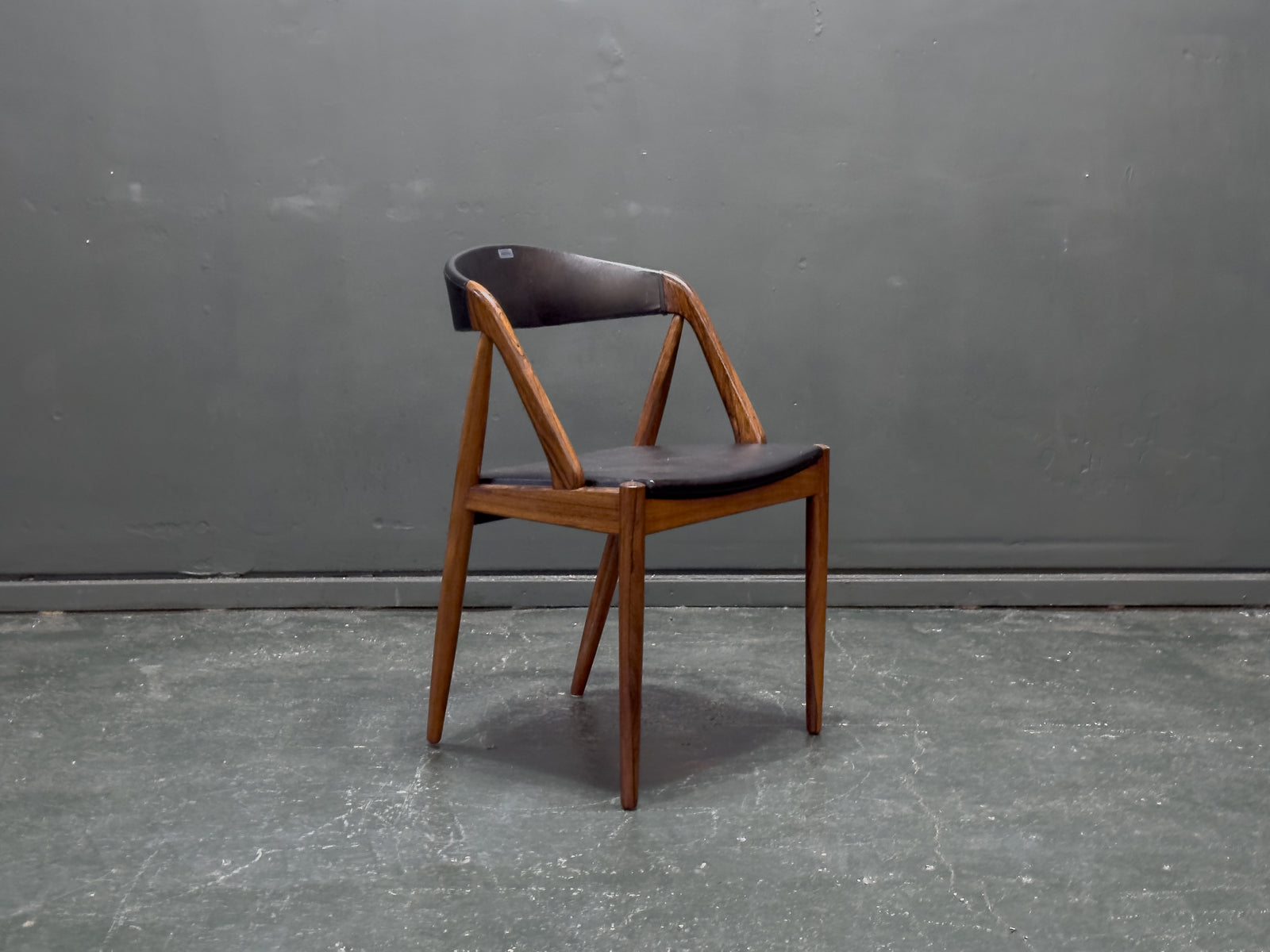 Leather and Rosewood Model 31 Chair by Kai Kristiansen