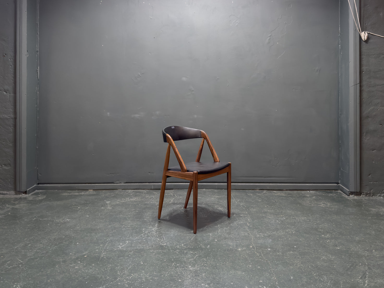 Leather and Rosewood Model 31 Chair by Kai Kristiansen