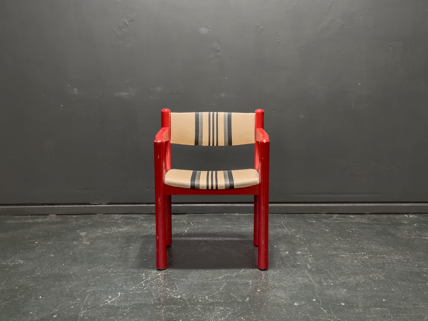 BS Mobler Red Gloss Upholstered Chair