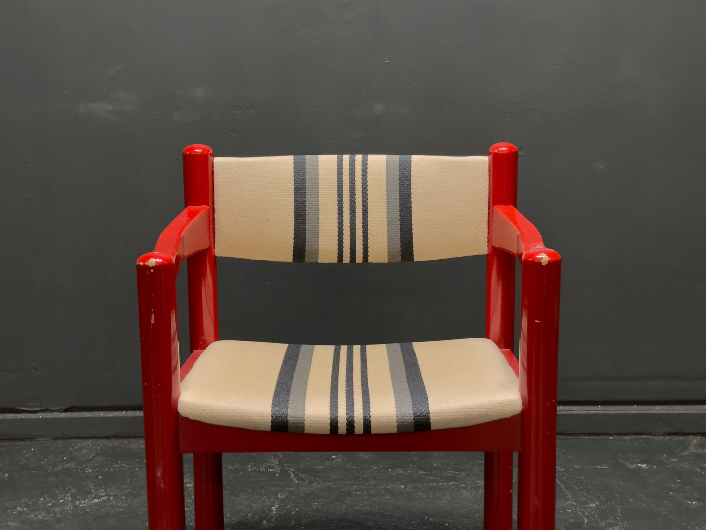 BS Mobler Red Gloss Upholstered Chair