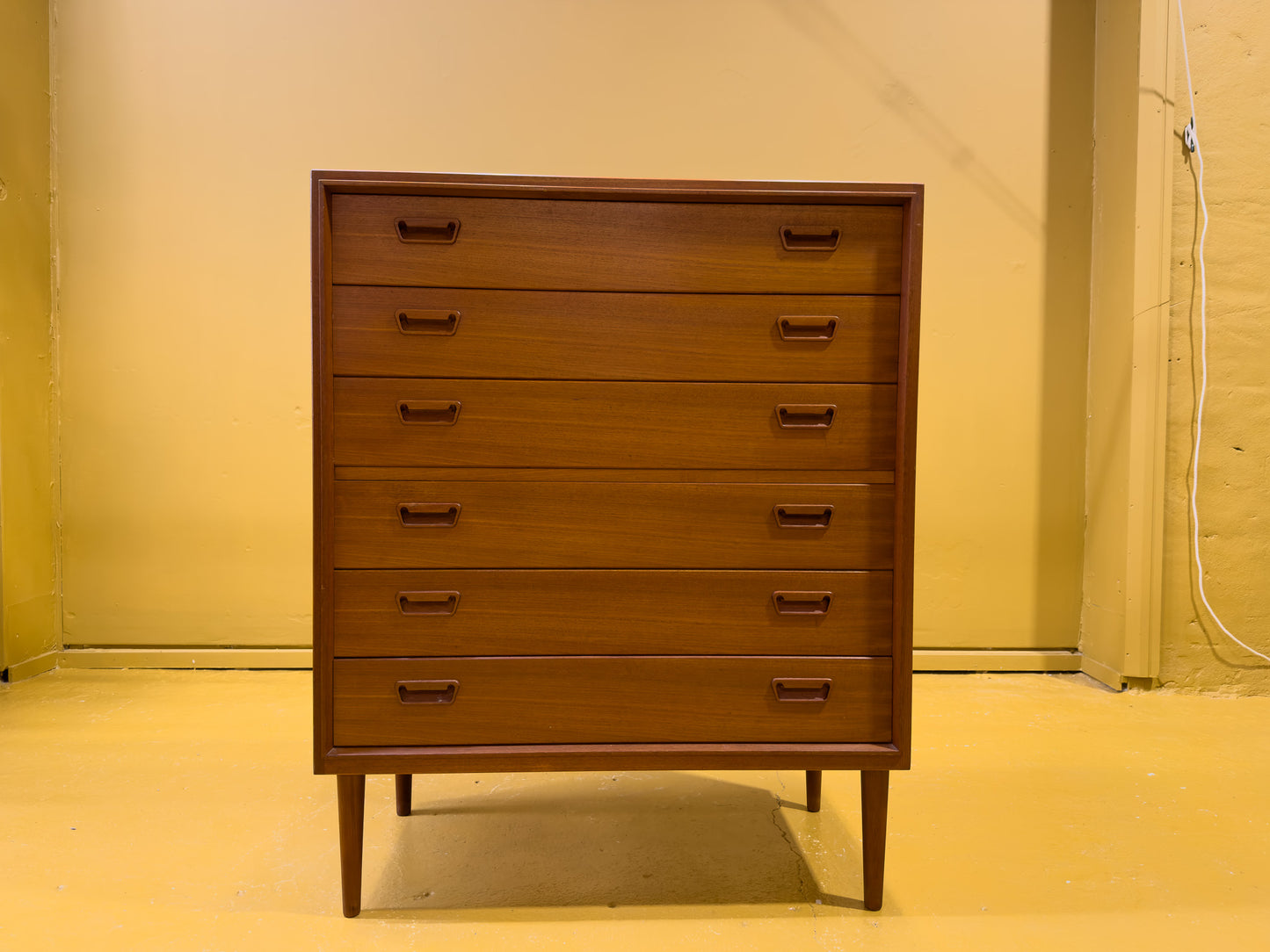 Great Sized Teak Chest of Drawers