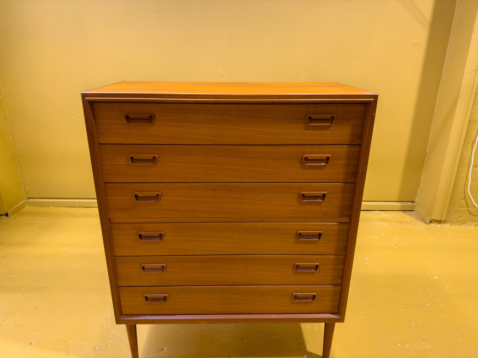 Great Sized Teak Chest of Drawers
