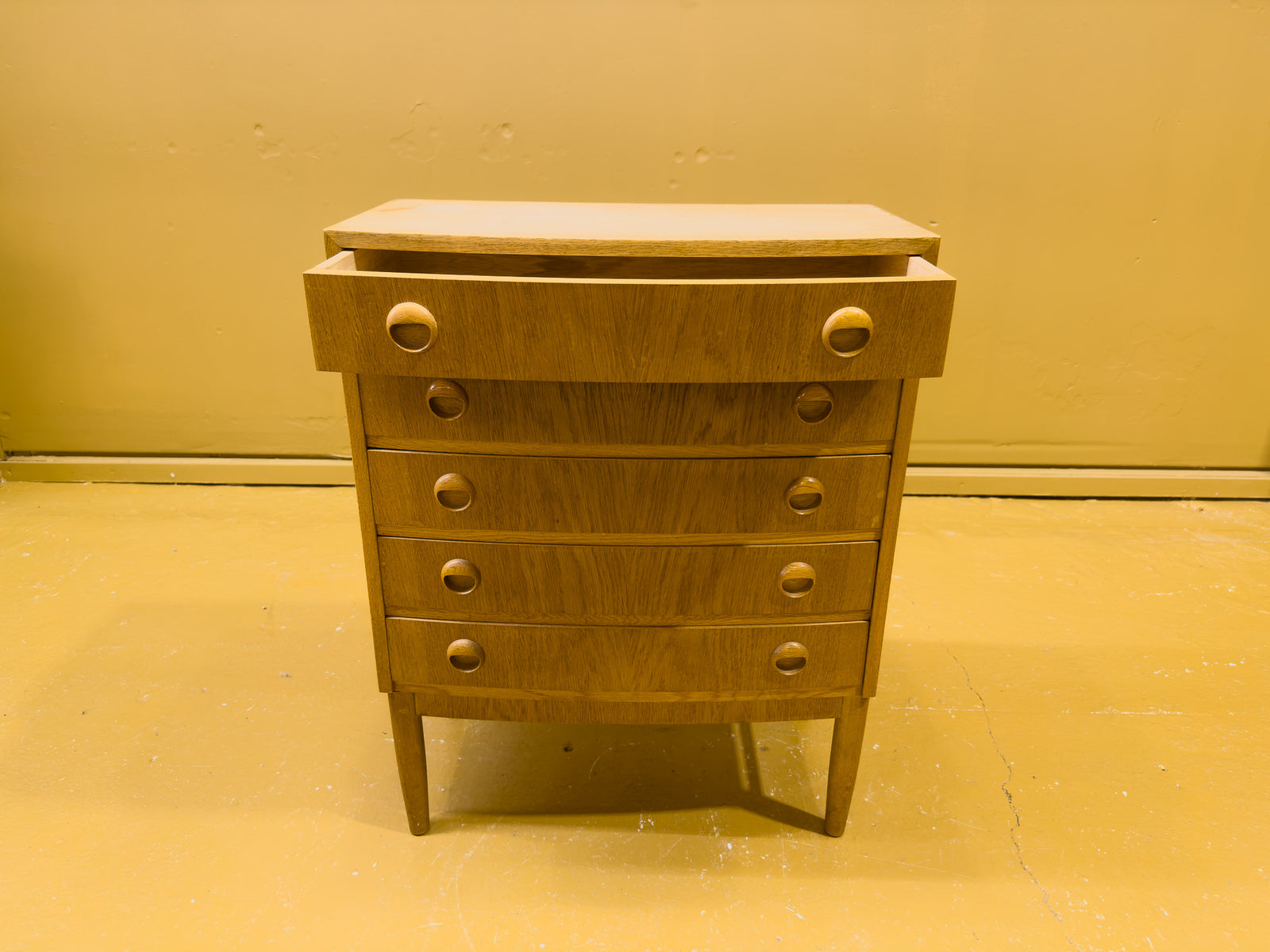 Small Oak Chest of drawers