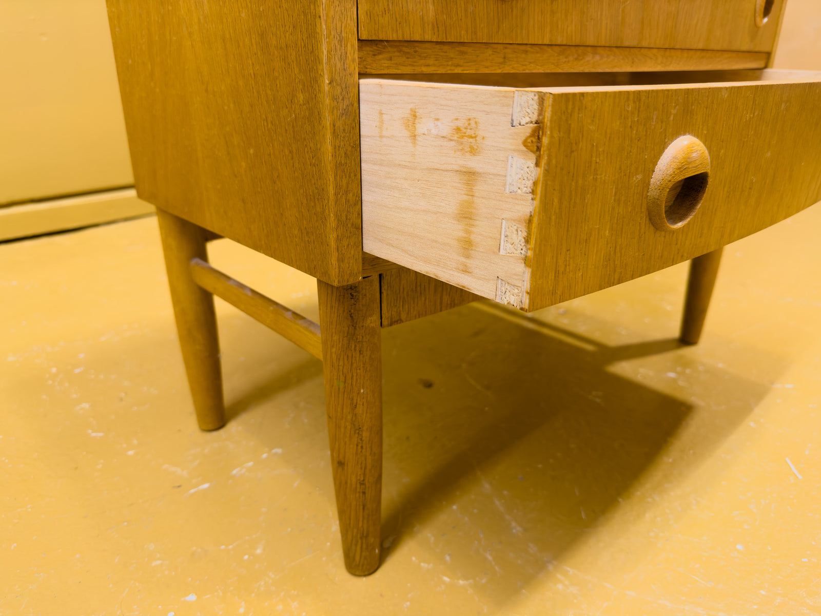 Small Oak Chest of drawers