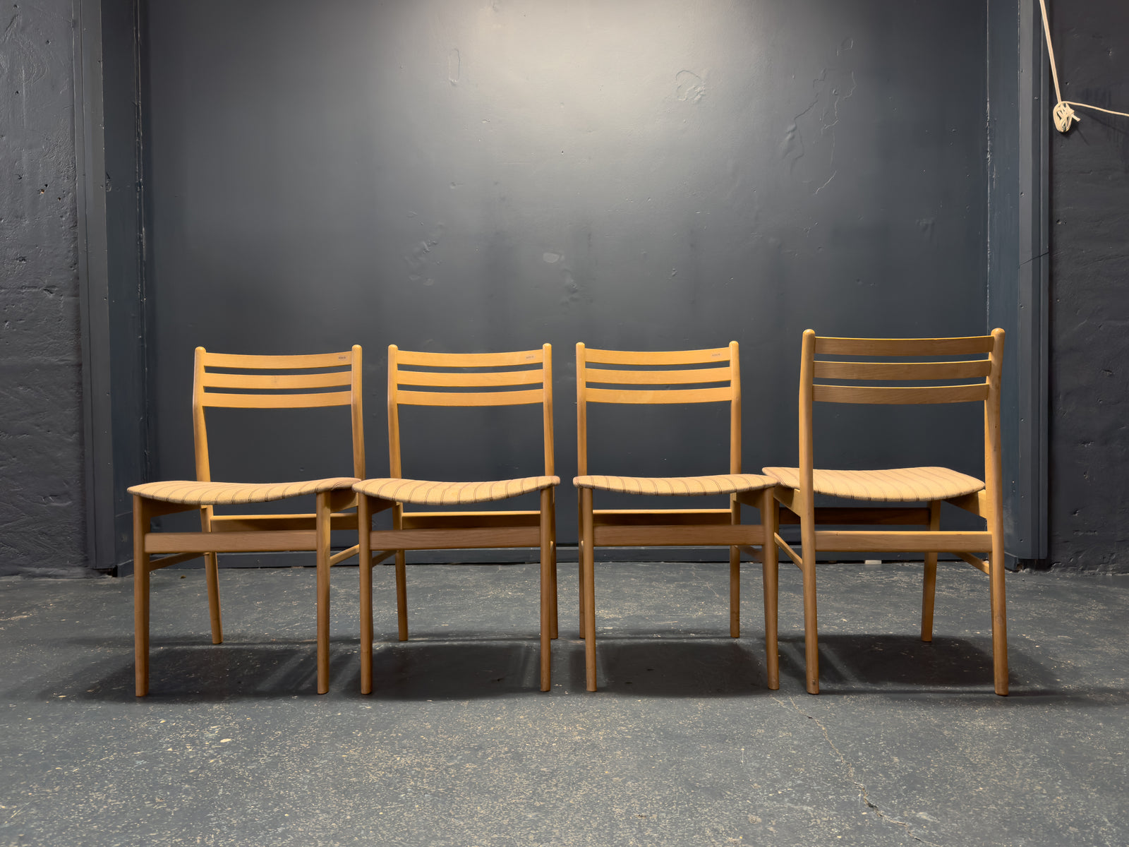 Set of 4 Oak Upholstered Dining Chairs