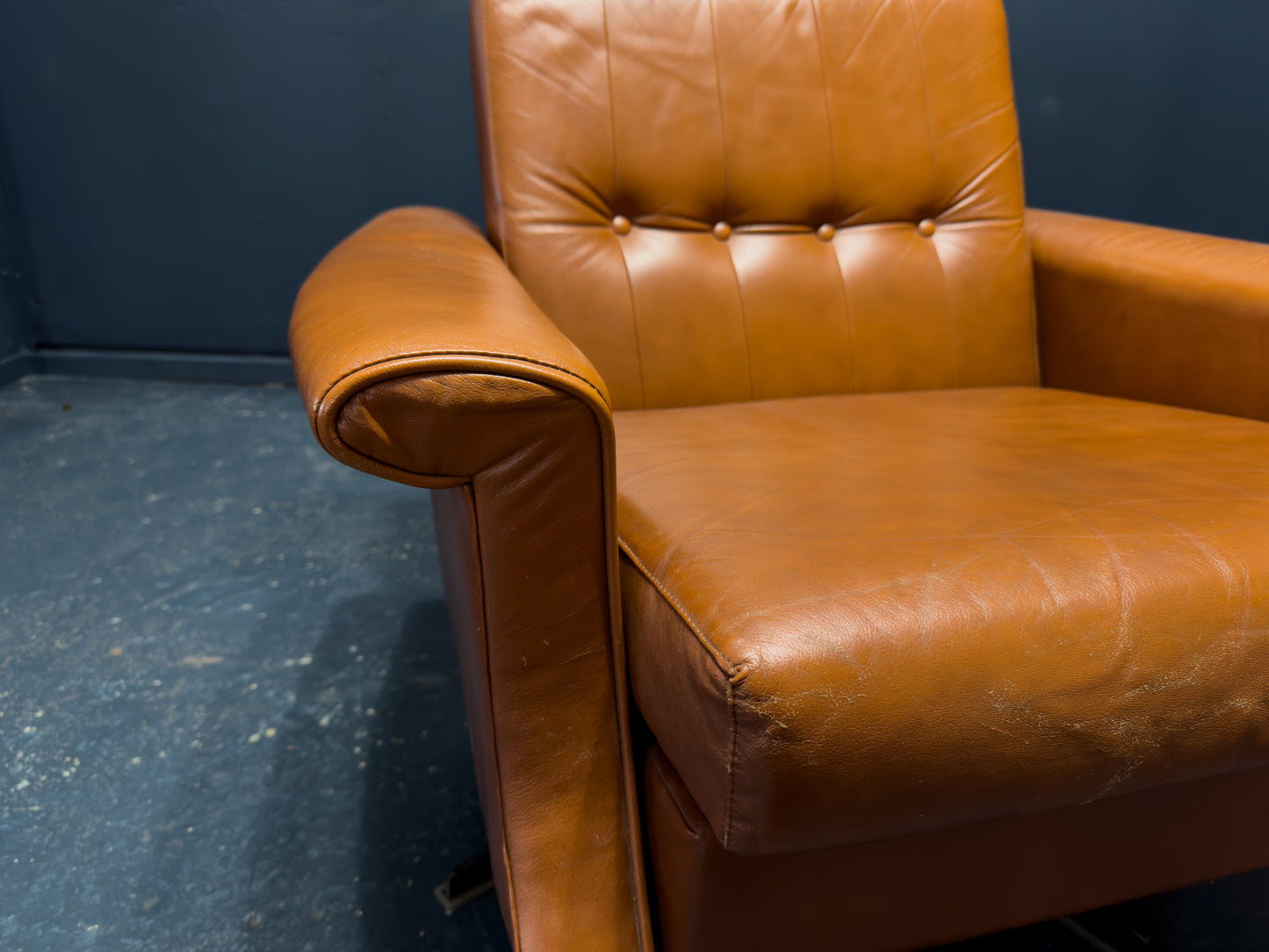 Tan Leather Reclining Chair