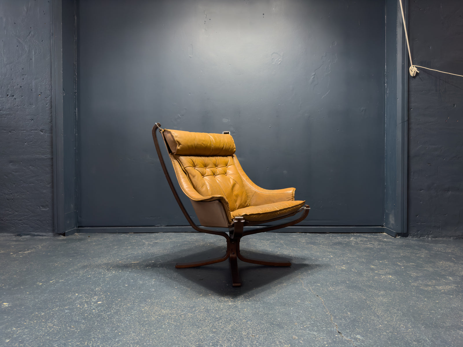 Falcon Chair with Footstool