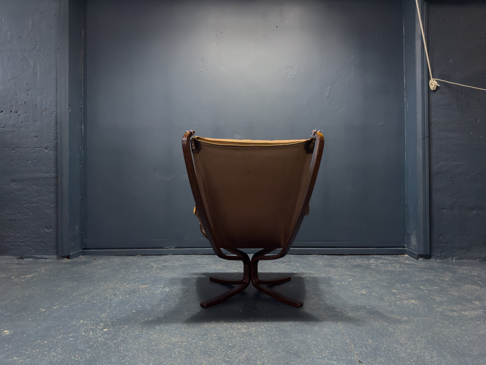 Falcon Chair with Footstool