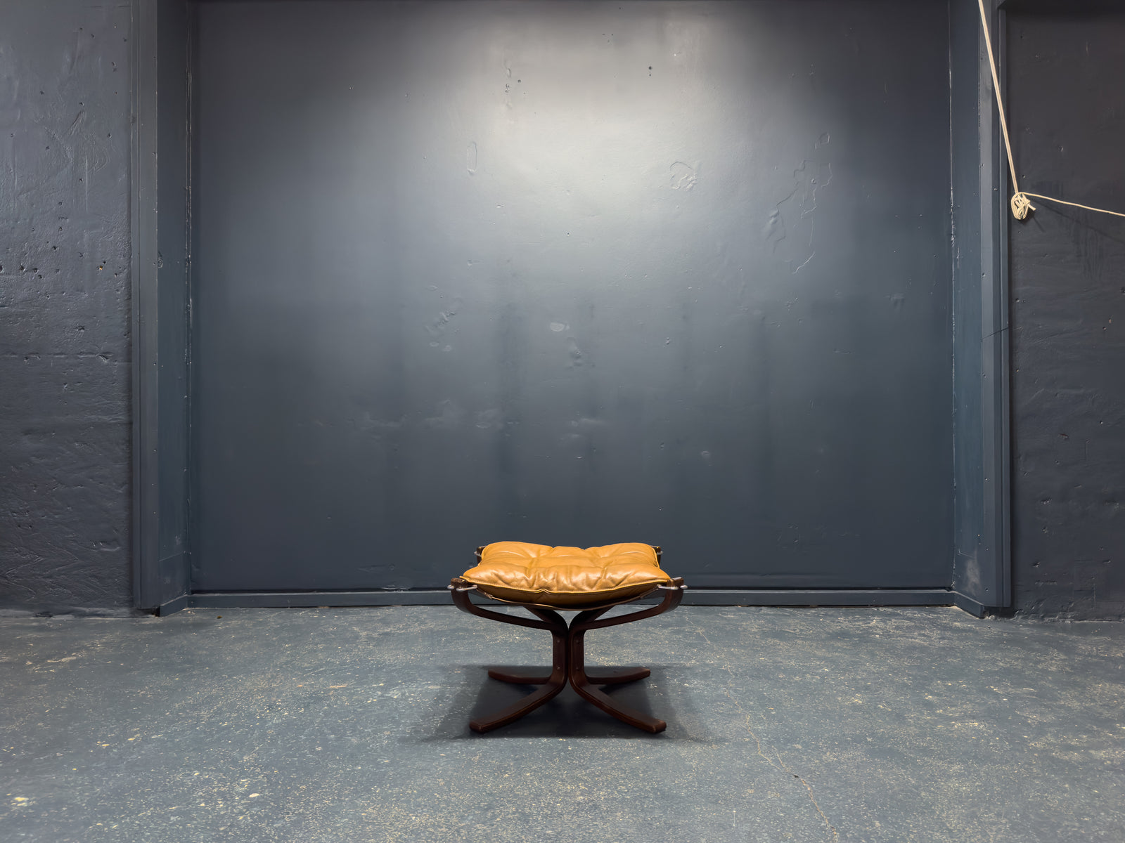 Falcon Chair with Footstool