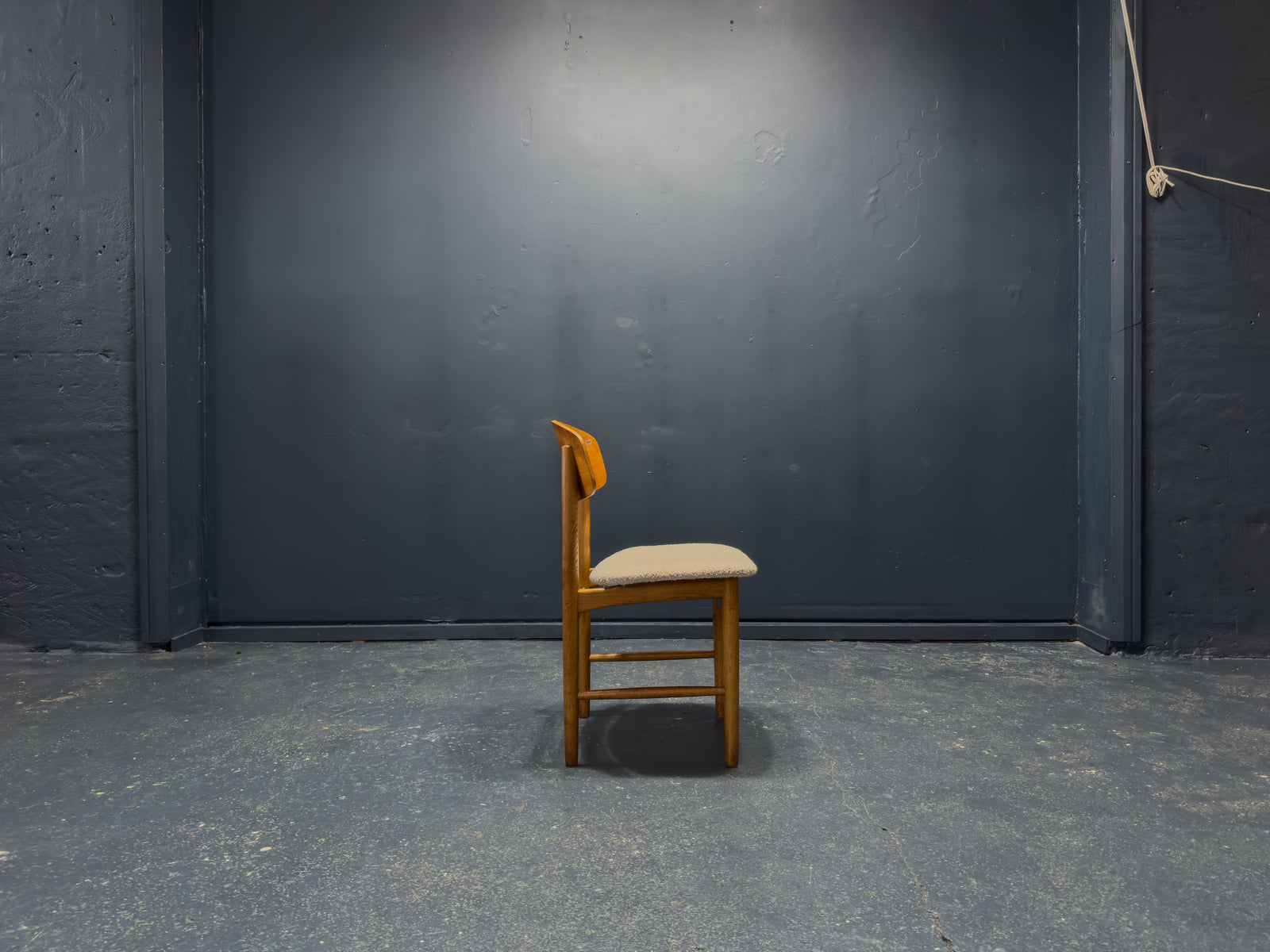 Borge Mogensen Oak and Boucle Model 122 Chair