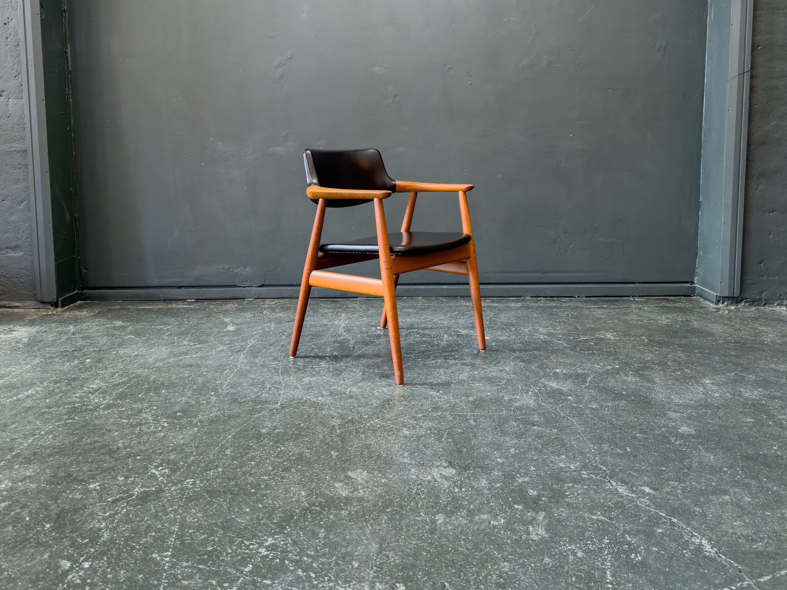 Teak GM11 Armchair by Svend Aage Eriksen of Glostrup