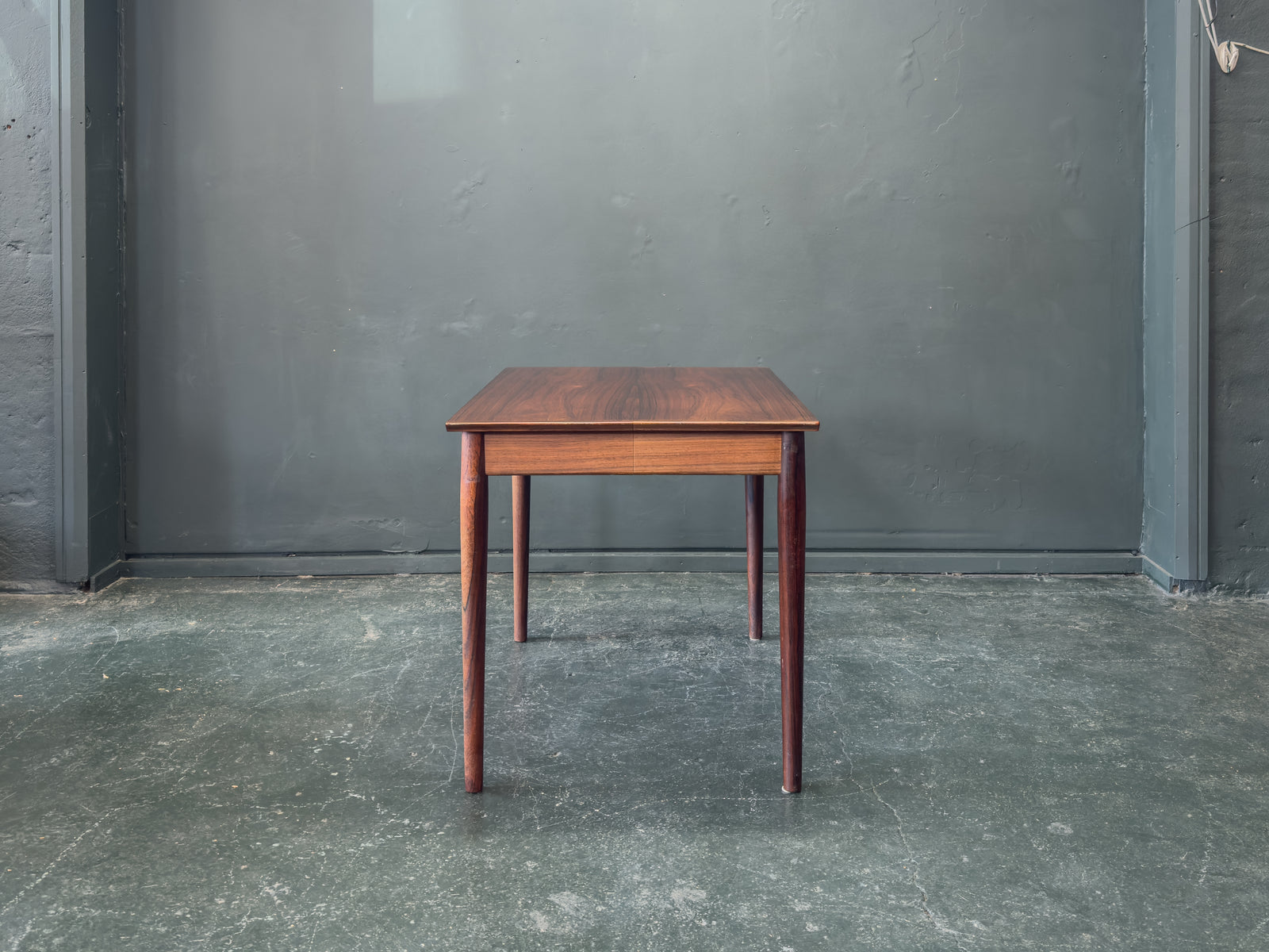 Model 227 Extending Dining Table by Arne Vodder