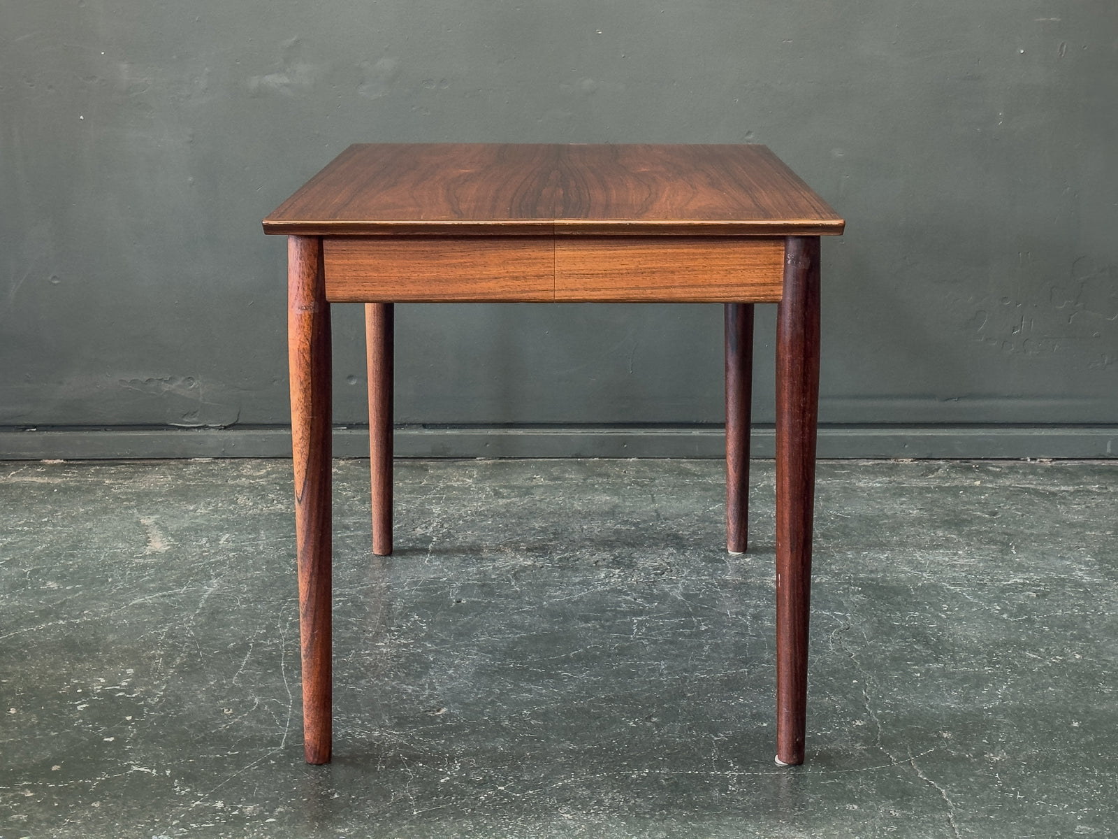Model 227 Extending Dining Table by Arne Vodder