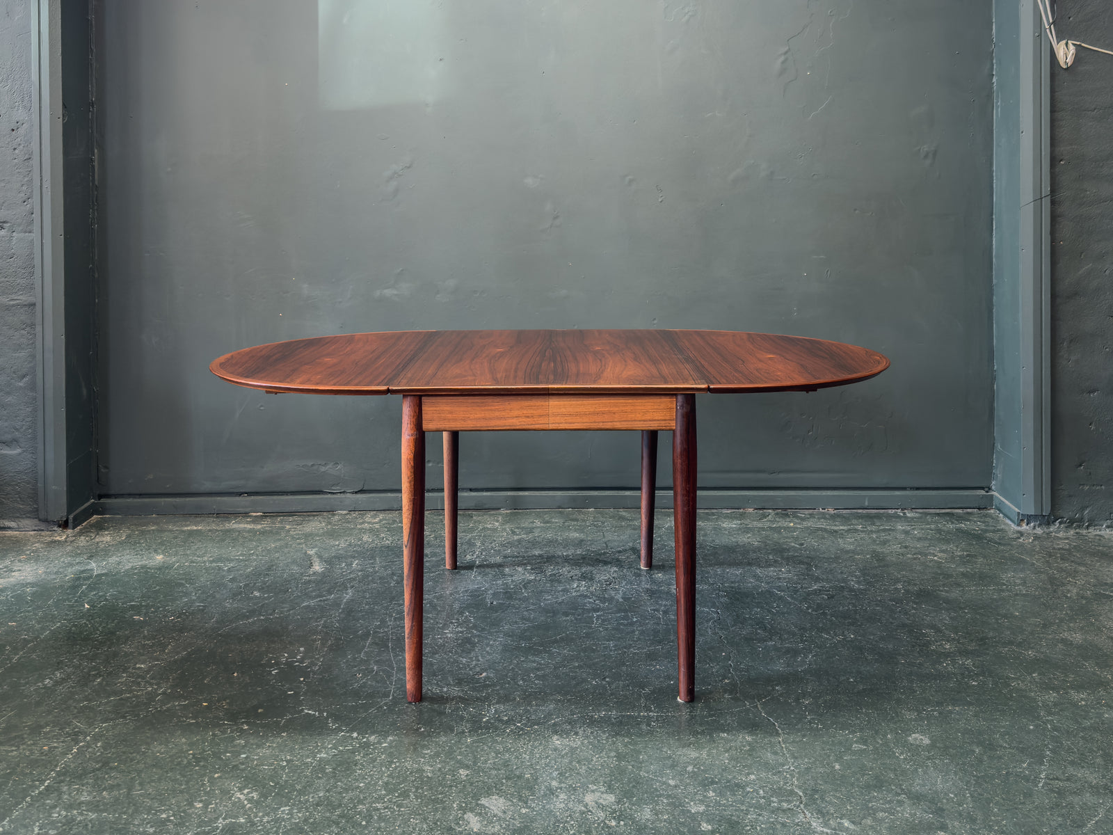 Model 227 Extending Dining Table by Arne Vodder