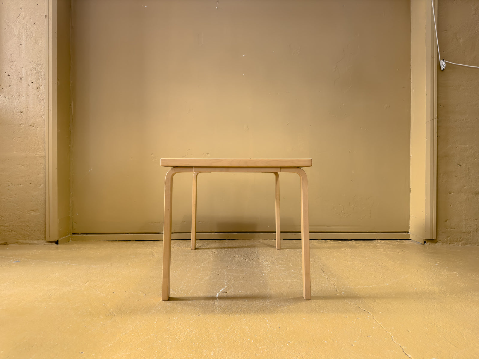 Alvar Aalto Medium Table