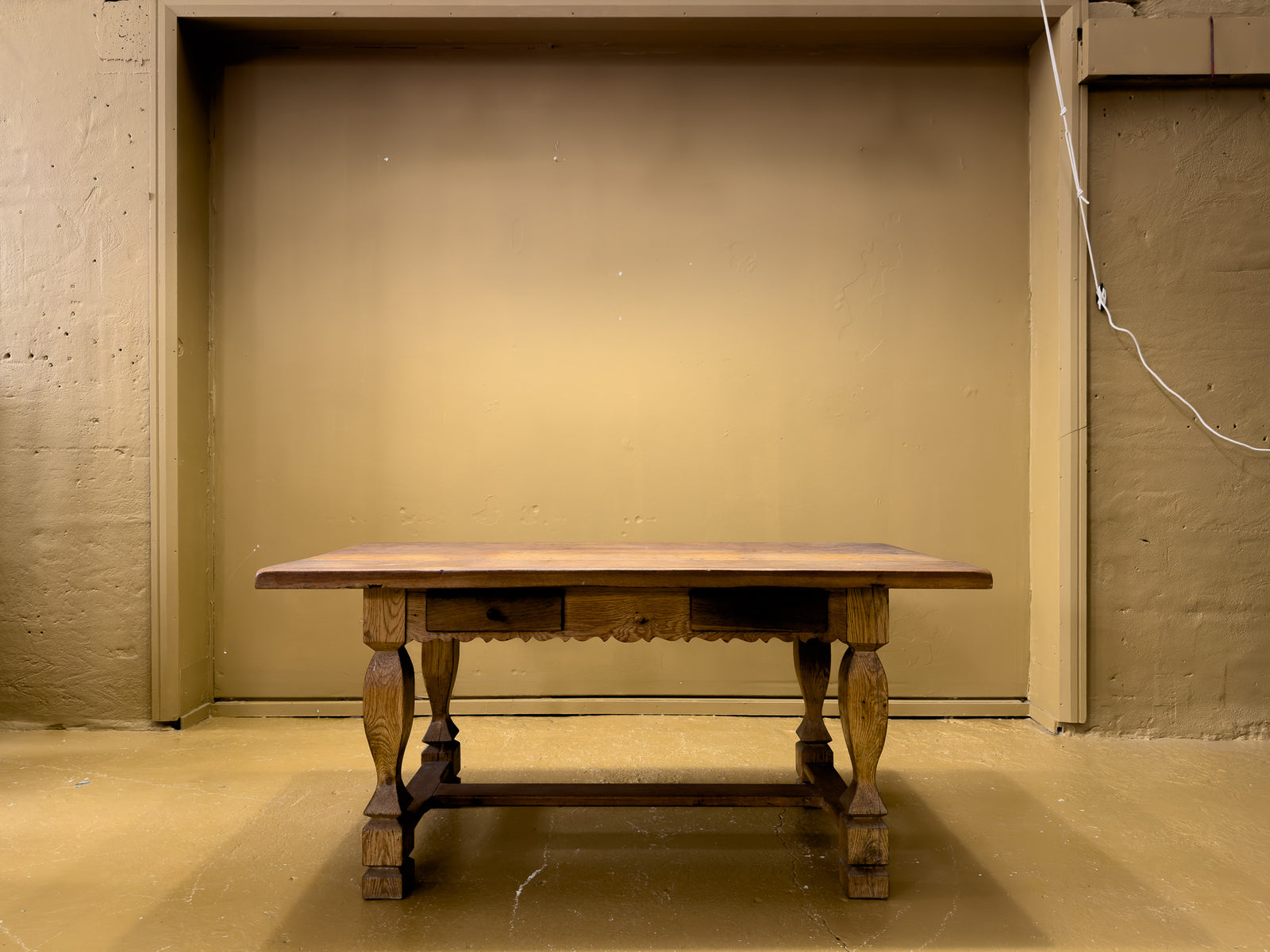 Baroque Oak Table