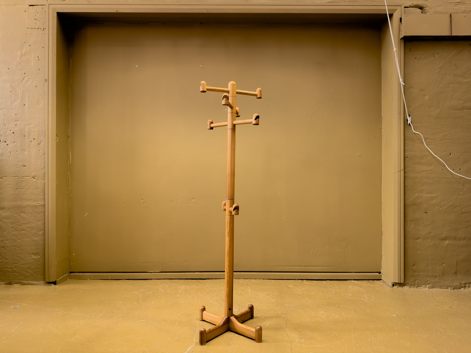 Pine Coat Stand