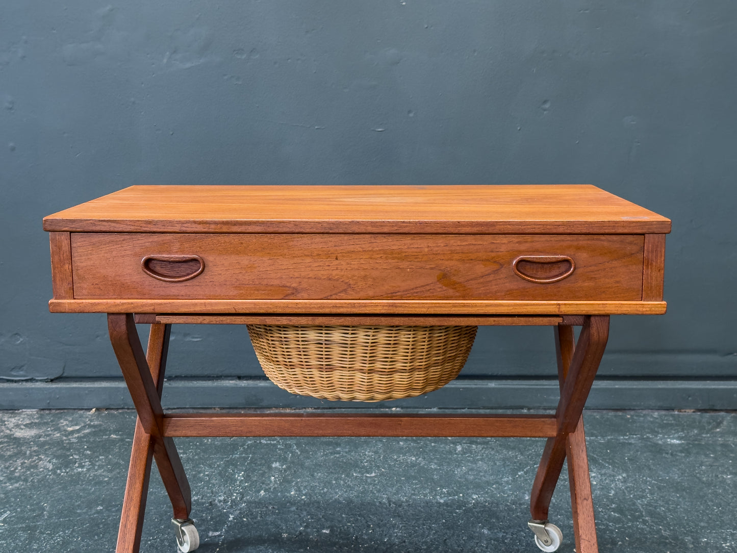 Large Teak Sewing Table with Round Wicker Basket