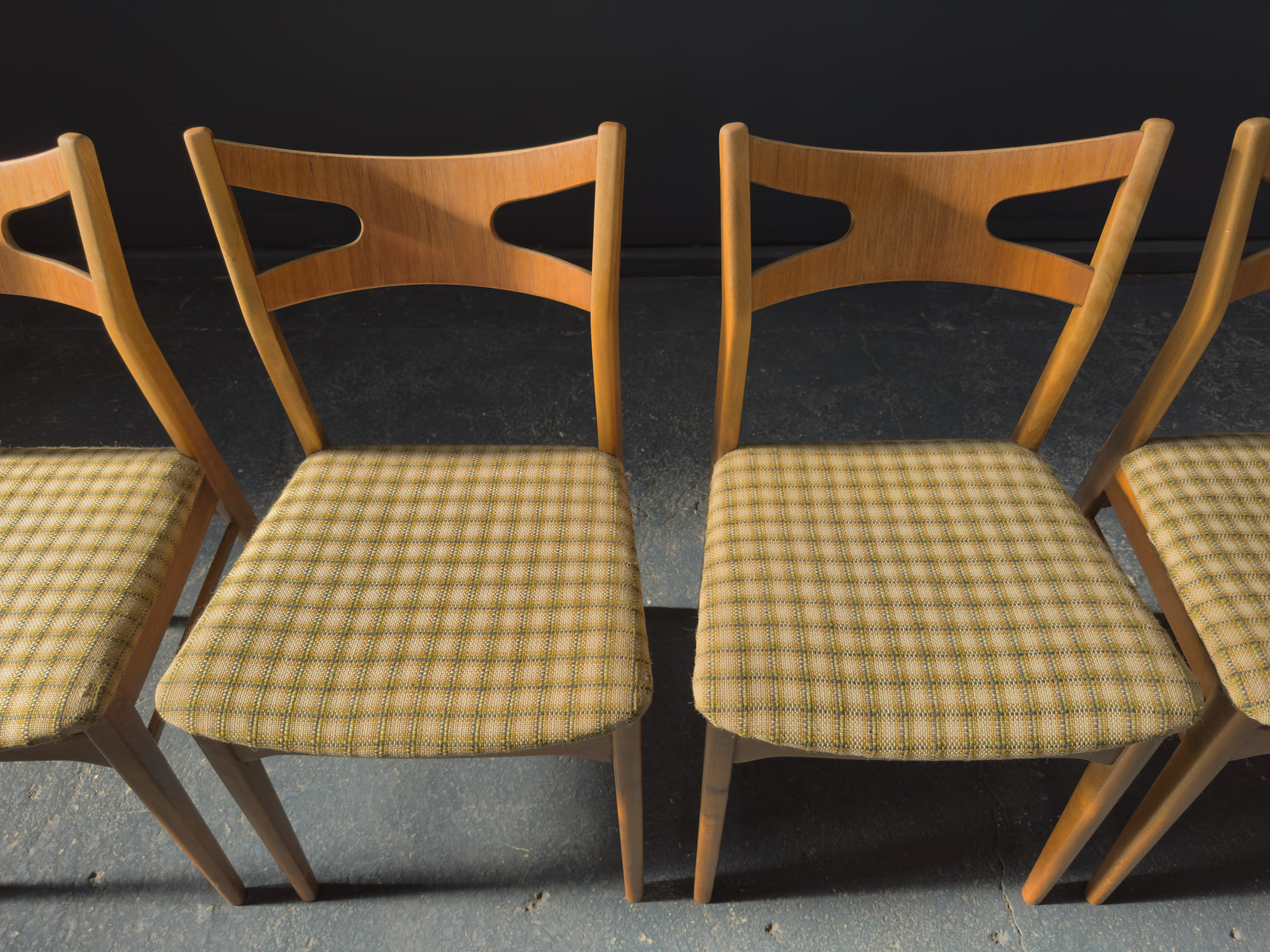 Set of 4 Oak and Checkered Dining Chairs