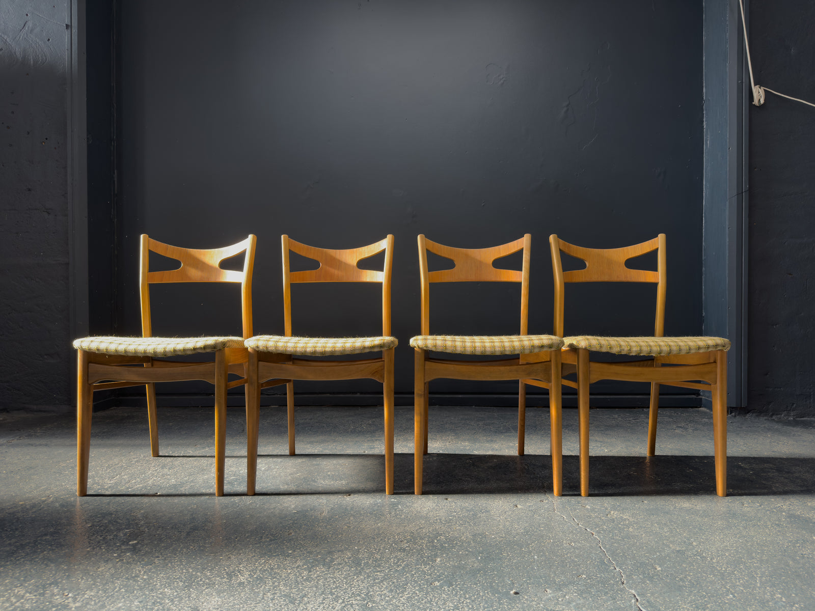 Set of 4 Oak and Checkered Dining Chairs
