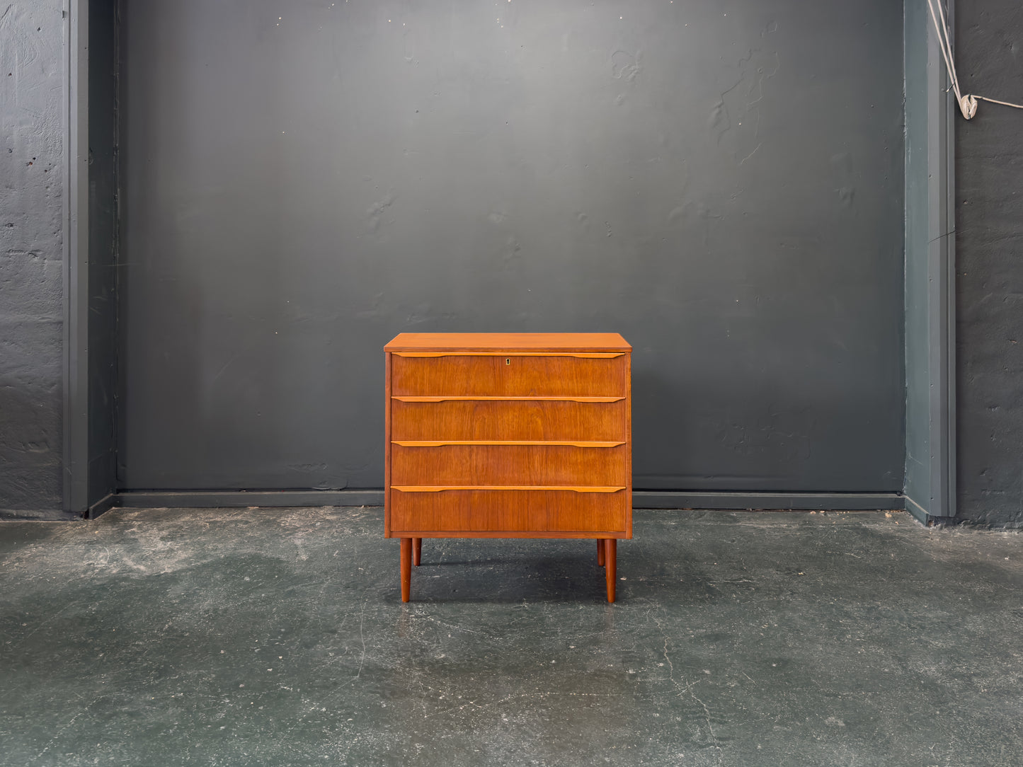 Teak Chest of Drawers with Four Drawers