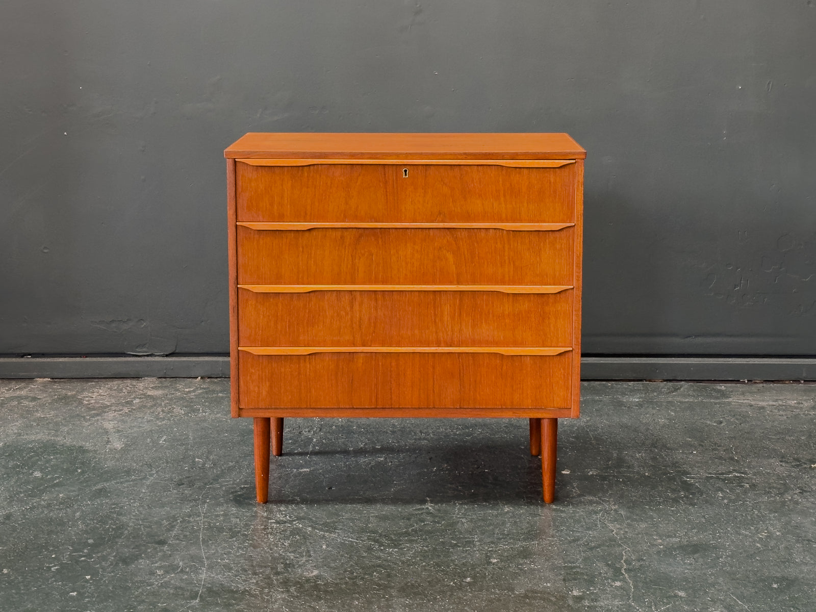 Teak Chest of Drawers with Four Drawers