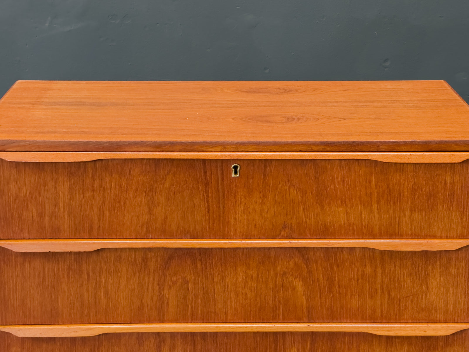 Teak Chest of Drawers with Four Drawers