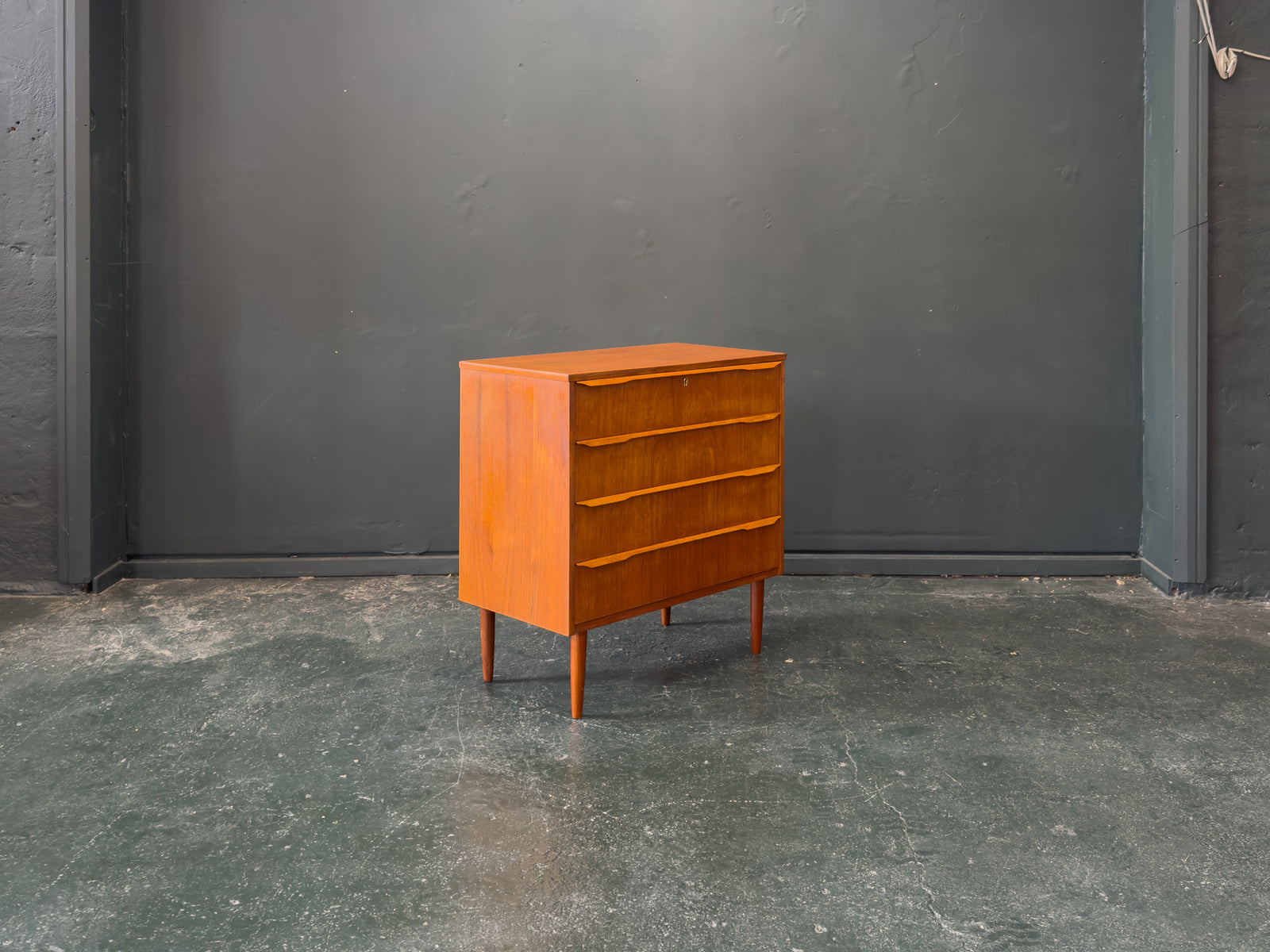 Teak Chest of Drawers with Four Drawers