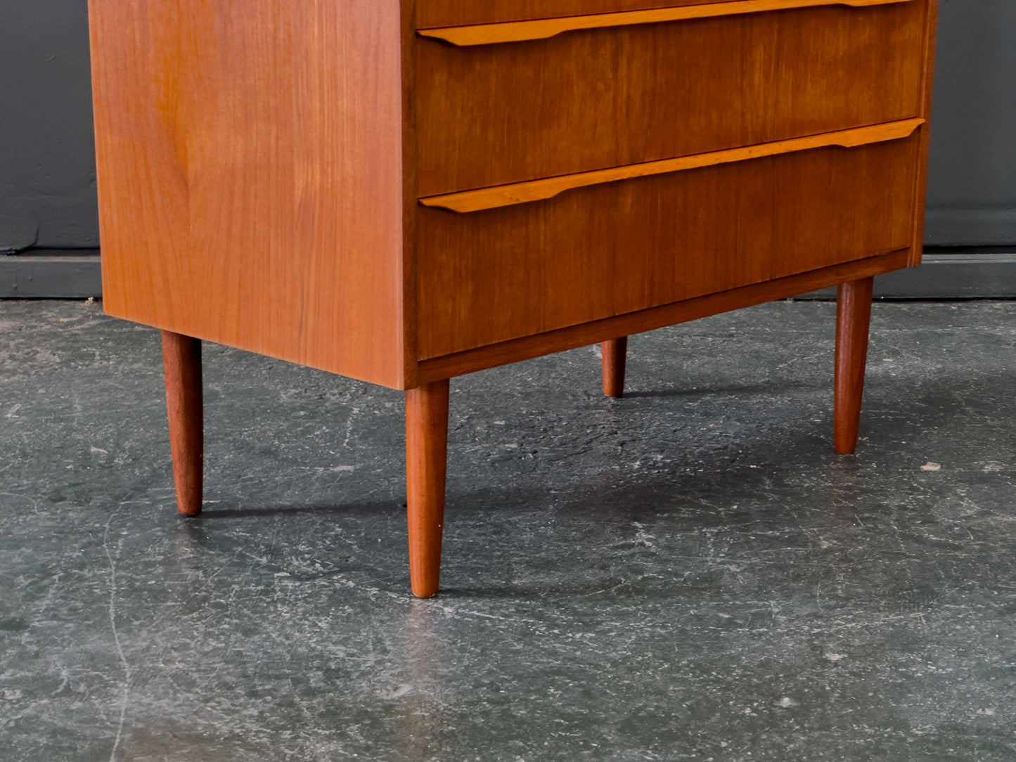 Teak Chest of Drawers with Four Drawers
