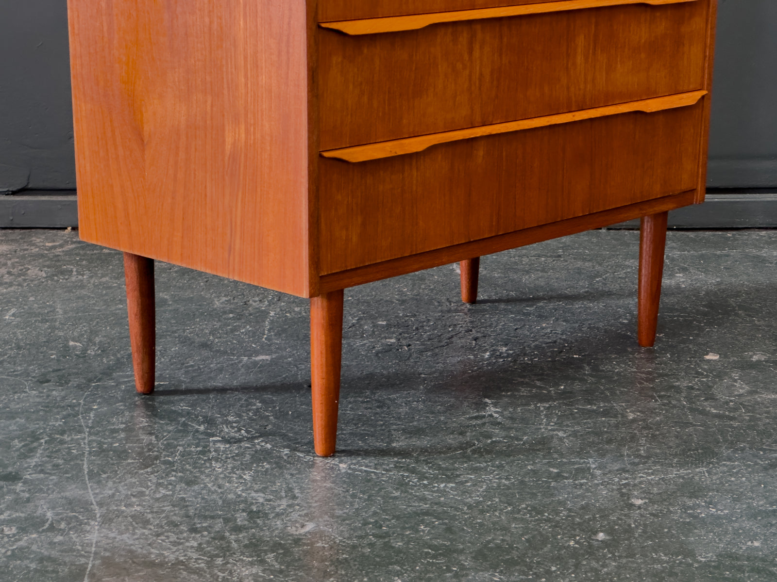 Teak Chest of Drawers with Four Drawers