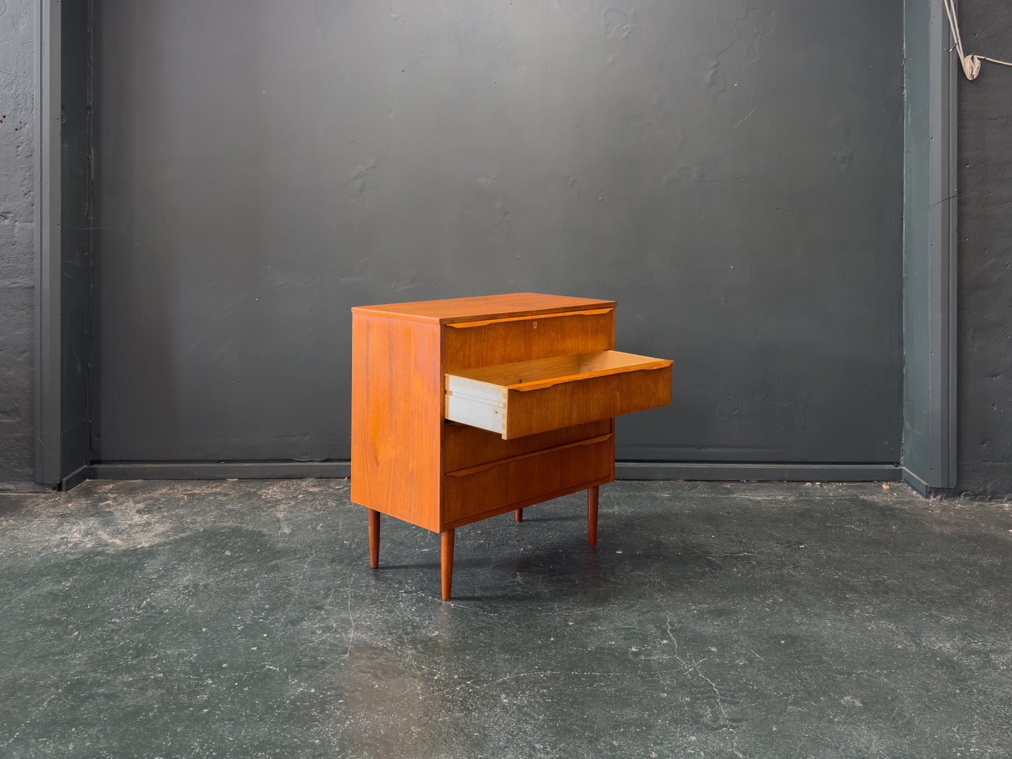 Teak Chest of Drawers with Four Drawers