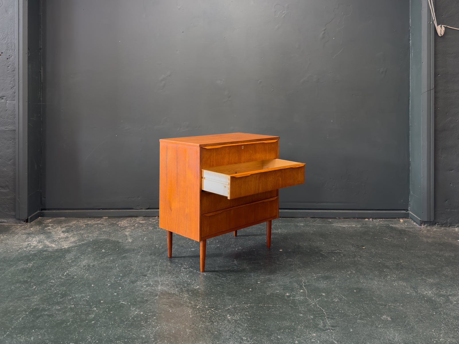 Teak Chest of Drawers with Four Drawers