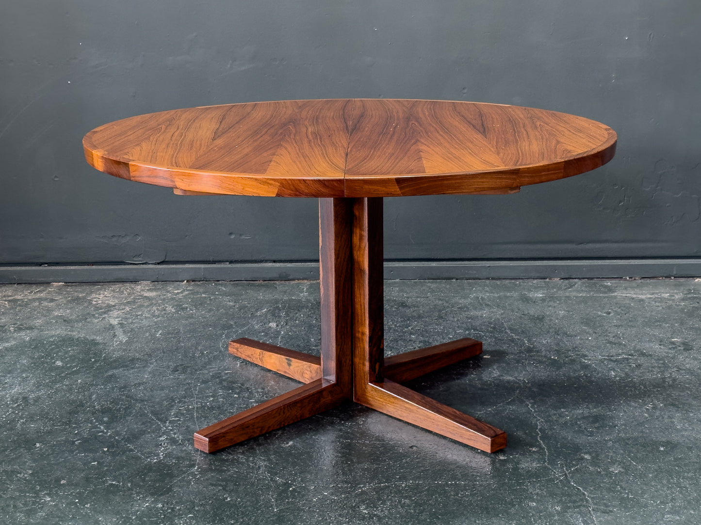 Domus Danica Round Rosewood Dining Table