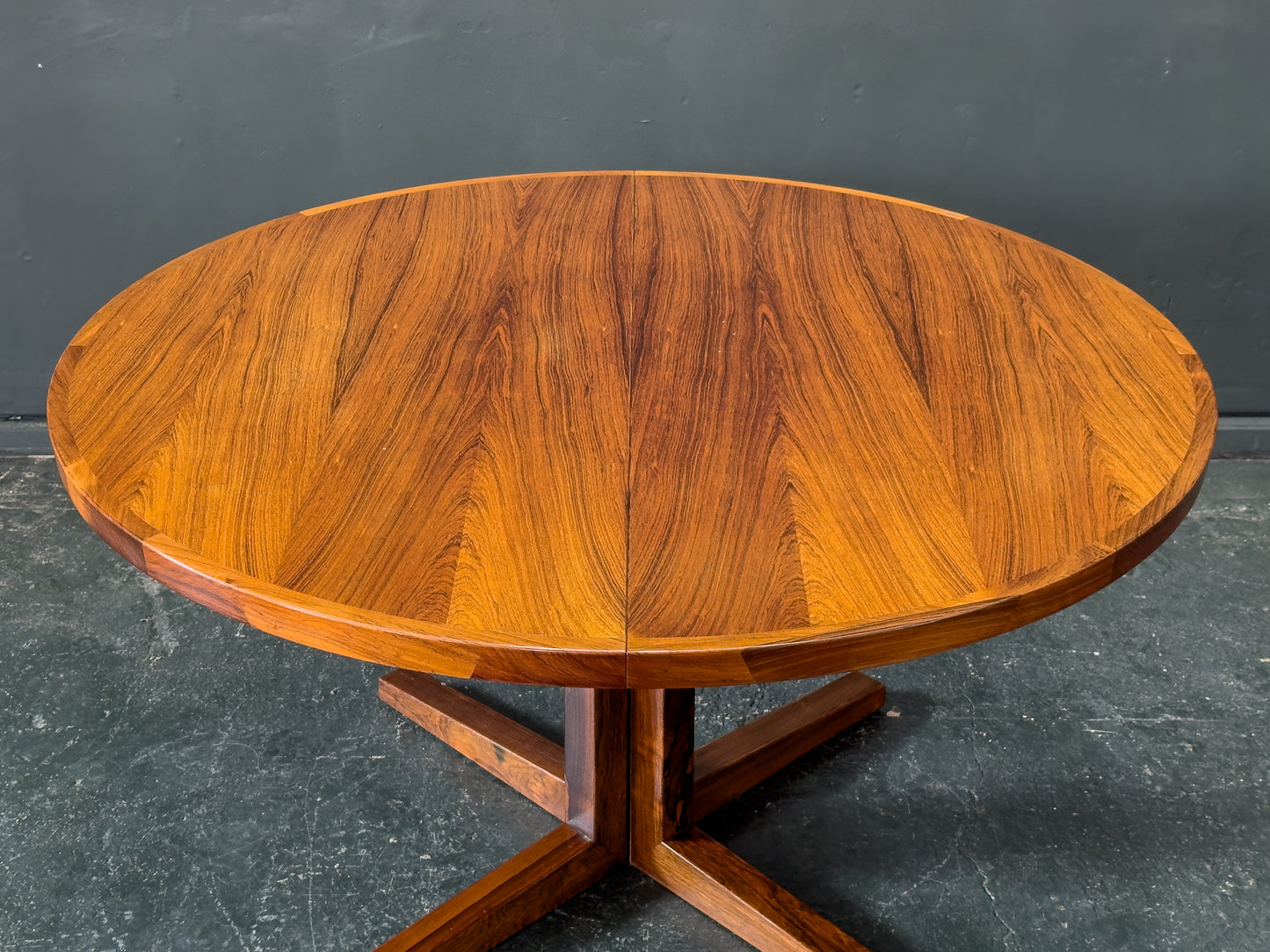 Domus Danica Round Rosewood Dining Table