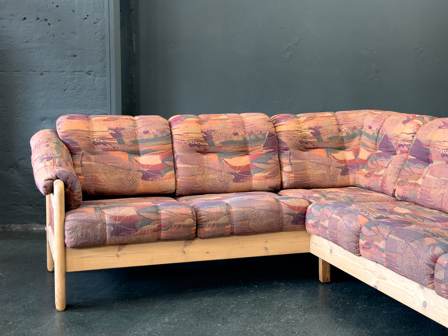 L shaped Sofa with Pine Frame